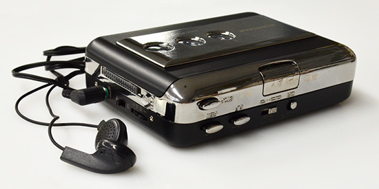 シンプルなカセットテーププレーヤー
