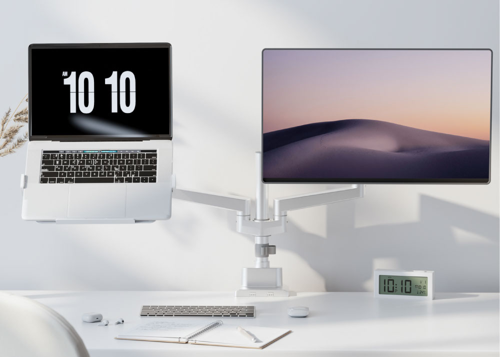 ートPCの位置を自在に調整できる。