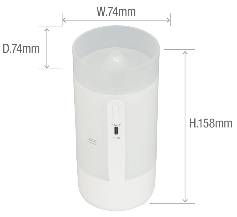 デスク回りに最適なコンパクトサイズ